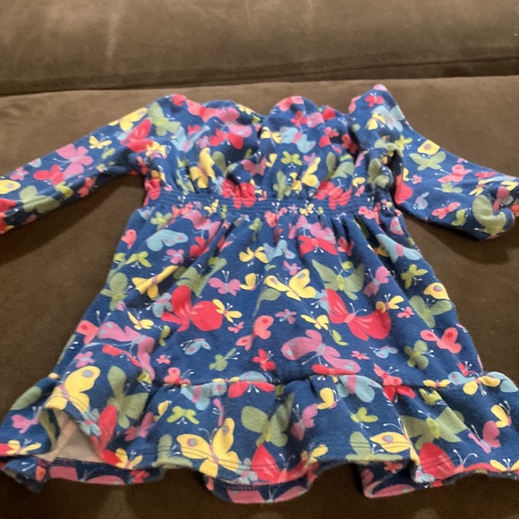 Clearance OshB’gosh girl butterfly top - Picture 2 of 4